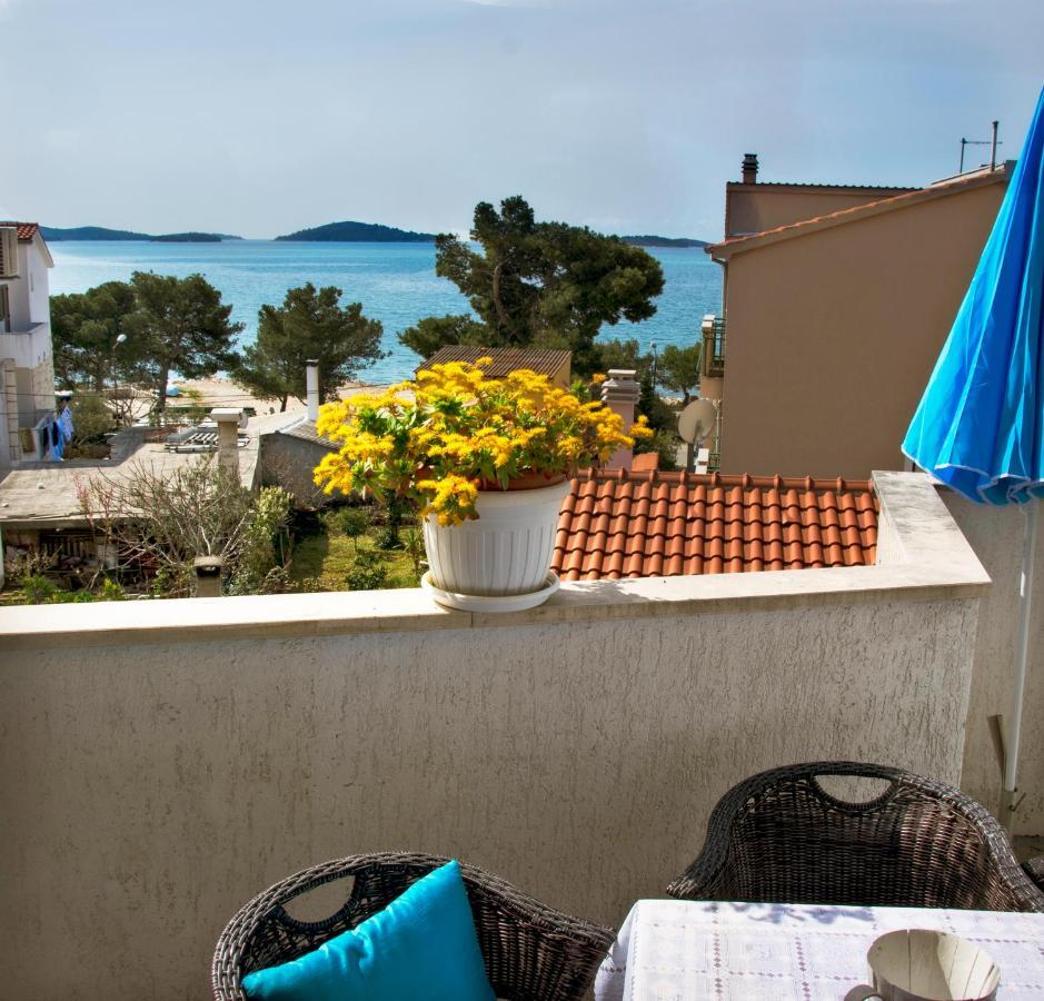 Apartmani Gloria Brodarica  Esterno foto