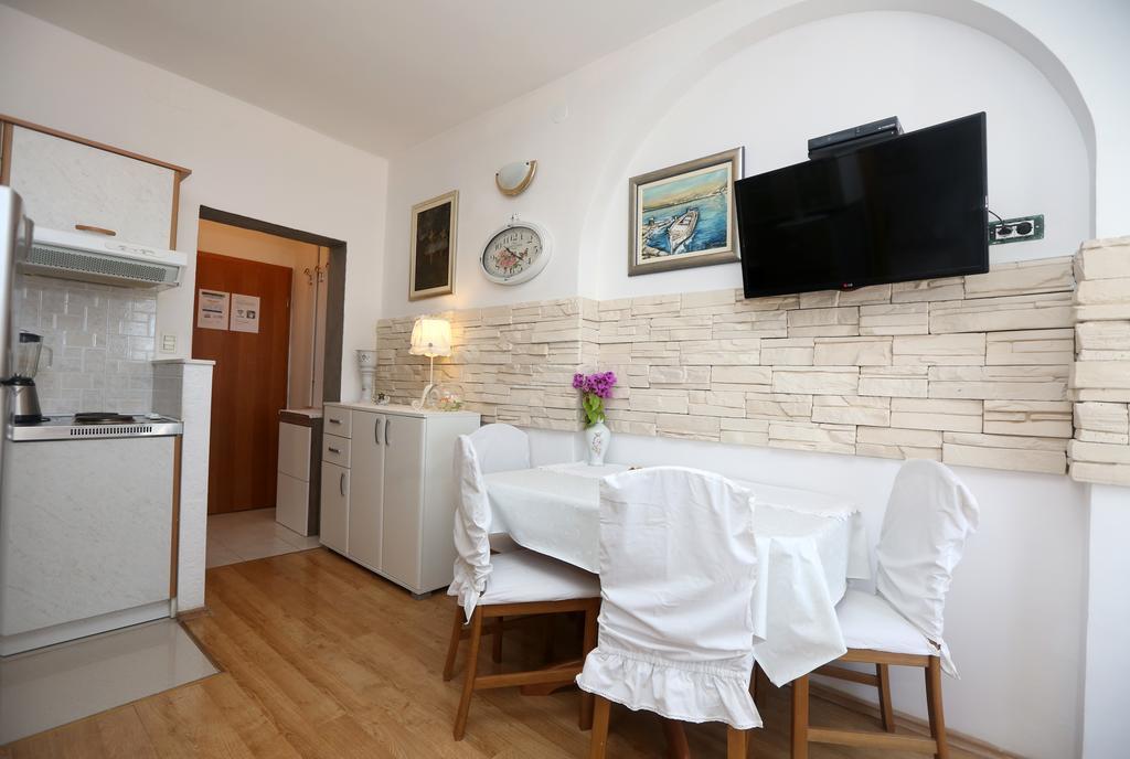 Apartmani Gloria Brodarica  Esterno foto
