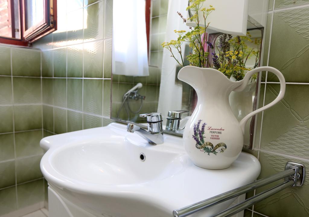 Apartmani Gloria Brodarica  Esterno foto