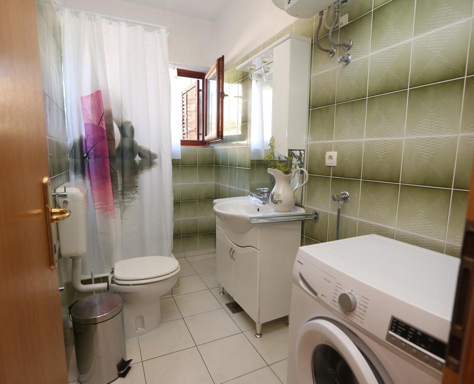 Apartmani Gloria Brodarica  Esterno foto
